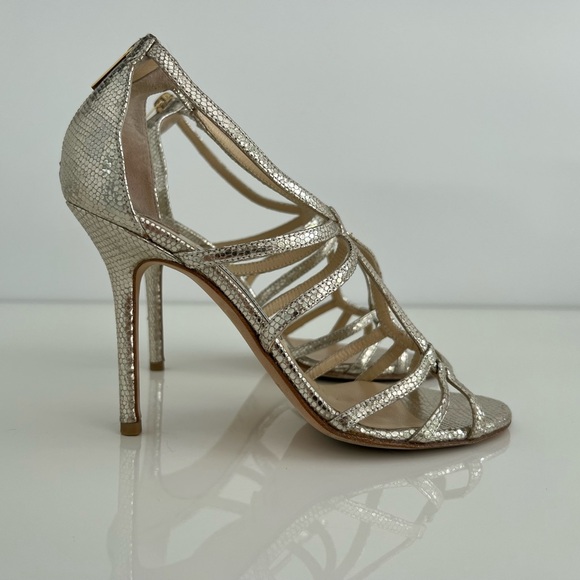 JIMMY CHOO CRACKLED GOLD LEATHER SANDAL SIZE 37.5 / US 7.5 - Picture 6 of 17